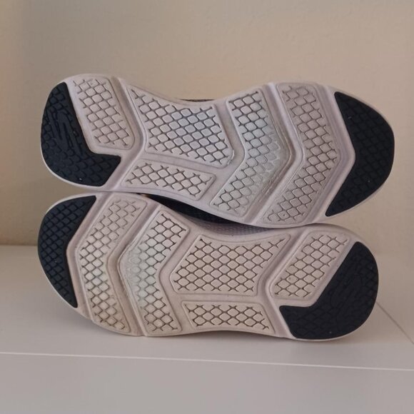 Sketchers GO Run Elevate "Electric Flow" Sneakers Size 6.5 - Picture 10 of 12